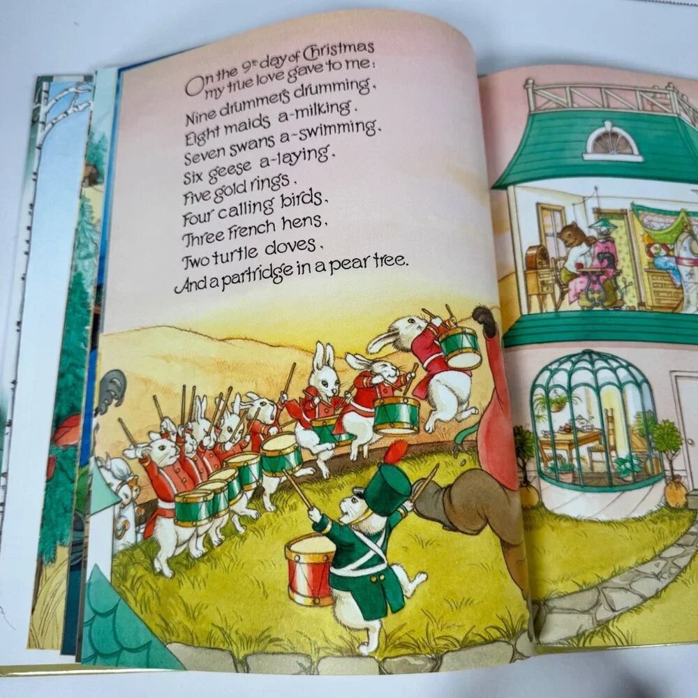 The Twelve Days of Christmas Hilary Knight 2001 Kohl’s Cares HC Illustrated Kids